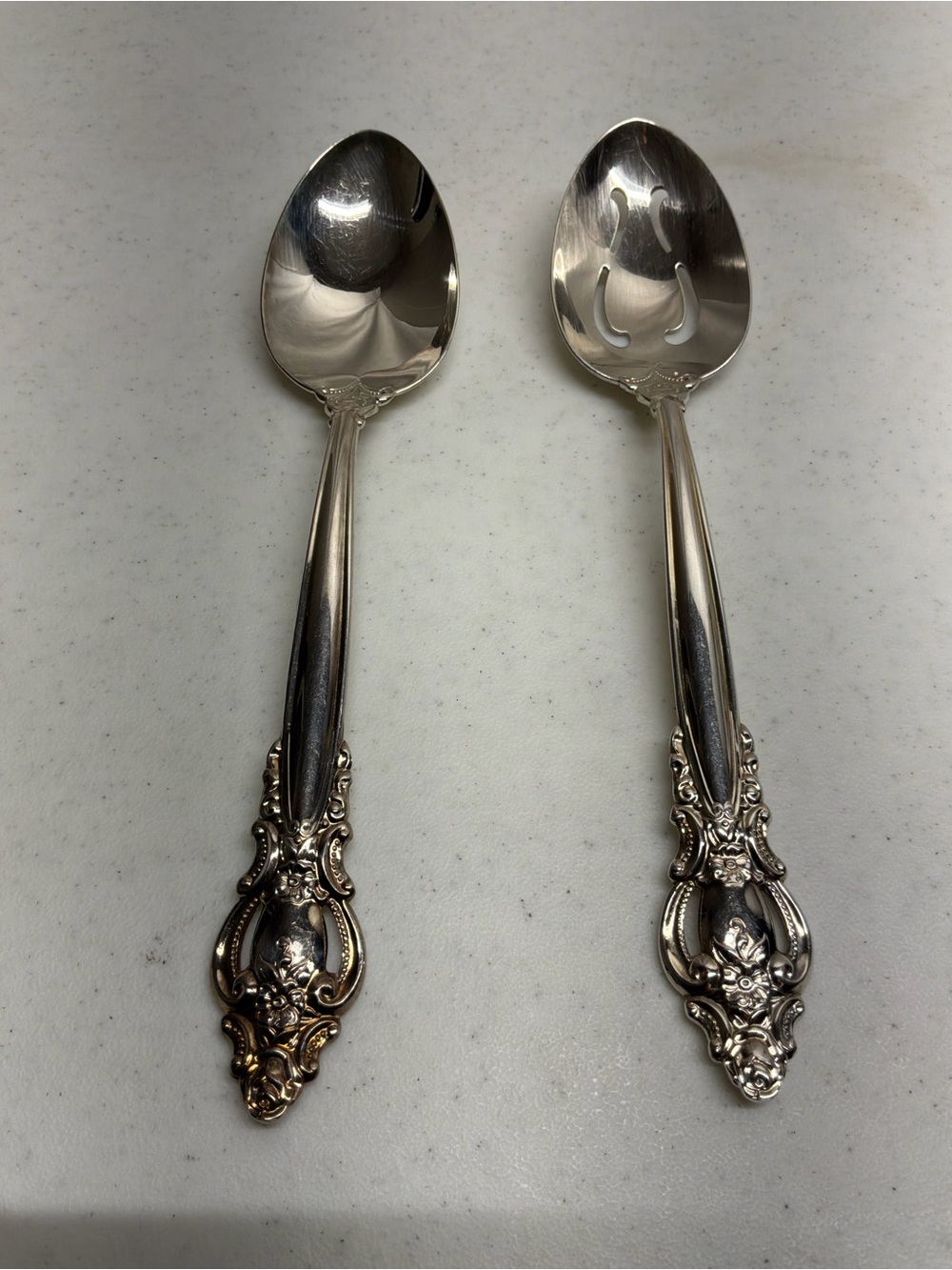 Vintage International Silver Plate Empress Pattern 43 Pcs - Picture 9 of 10
